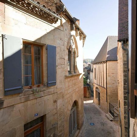 Appartement de charme centre historique Sarlat Extérieur photo