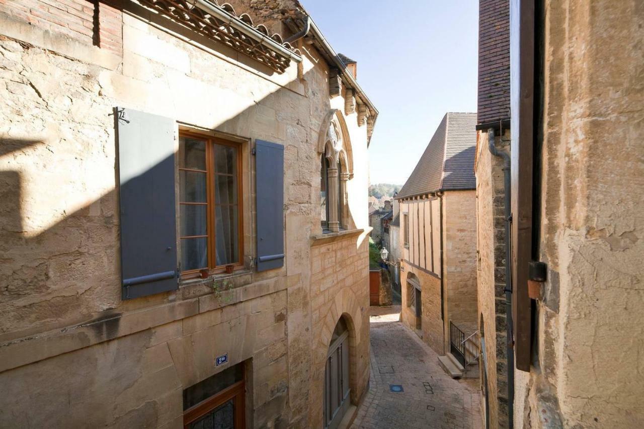 Appartement de charme centre historique Sarlat Extérieur photo